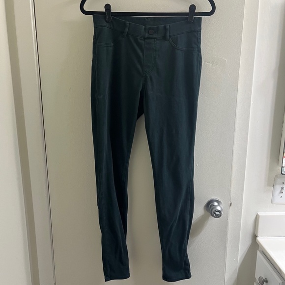 Uniqlo Dark Green Medium Ultra Stretch Legging Pants Jeggings - Picture 1 of 4